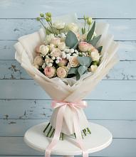 Букет цветов из:  Розы и Лизиантусы в Перевицкий Торжок