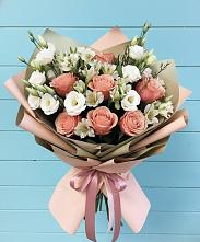 Букет цветов из:  Розы, Альстромерии и Лизиантусы в Перевицкий Торжок