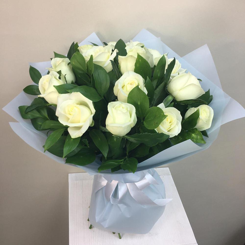 Букет 15 Белых роз Проуд в Перевицкий Торжок