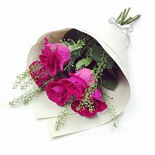 Букет цветов из:  Розы в Перевицкий Торжок