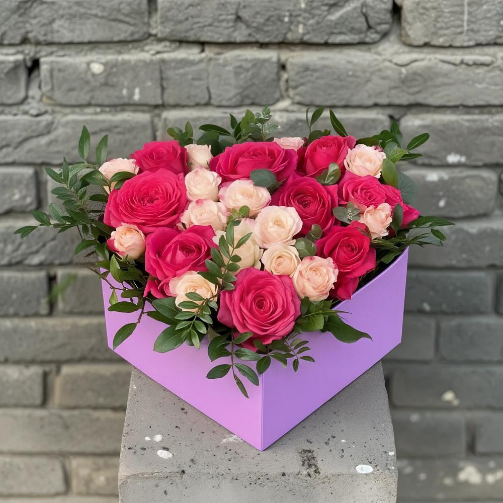 Цветочная композиция из Розы в коробке в Перевицкий Торжок