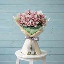 Букет цветов из:  Орхидеи и Розы в Перевицкий Торжок