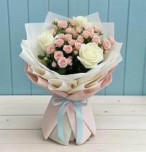 Букет цветов из:  Розы в Перевицкий Торжок