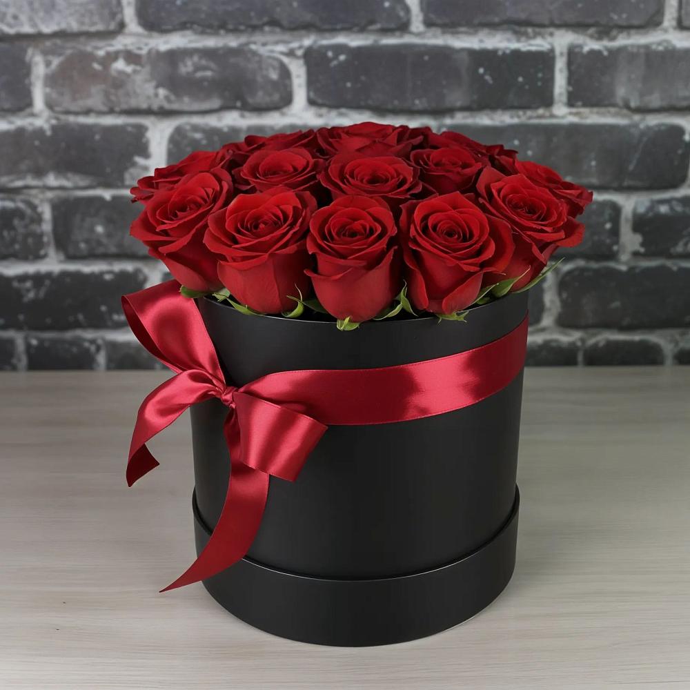 Цветочная композиция из Розы в шляпной коробке в Перевицкий Торжок